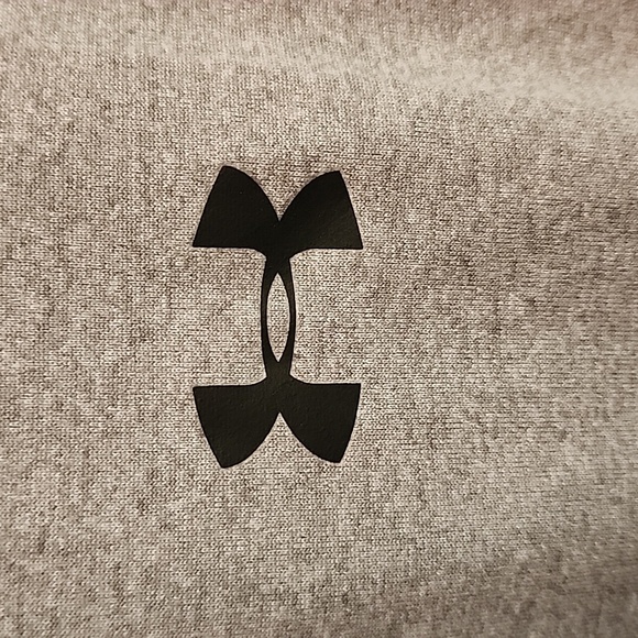 Under Armour Men's Gray T-Shirt - Picture 3 of 12